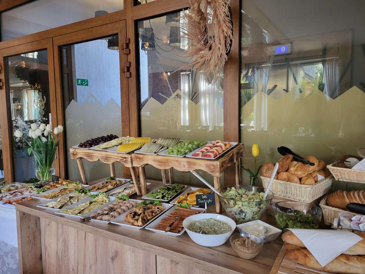 Aparthotel Goralski Spa & Restaurant เบียลกาตัทร์ชันสกา ภายนอก รูปภาพ