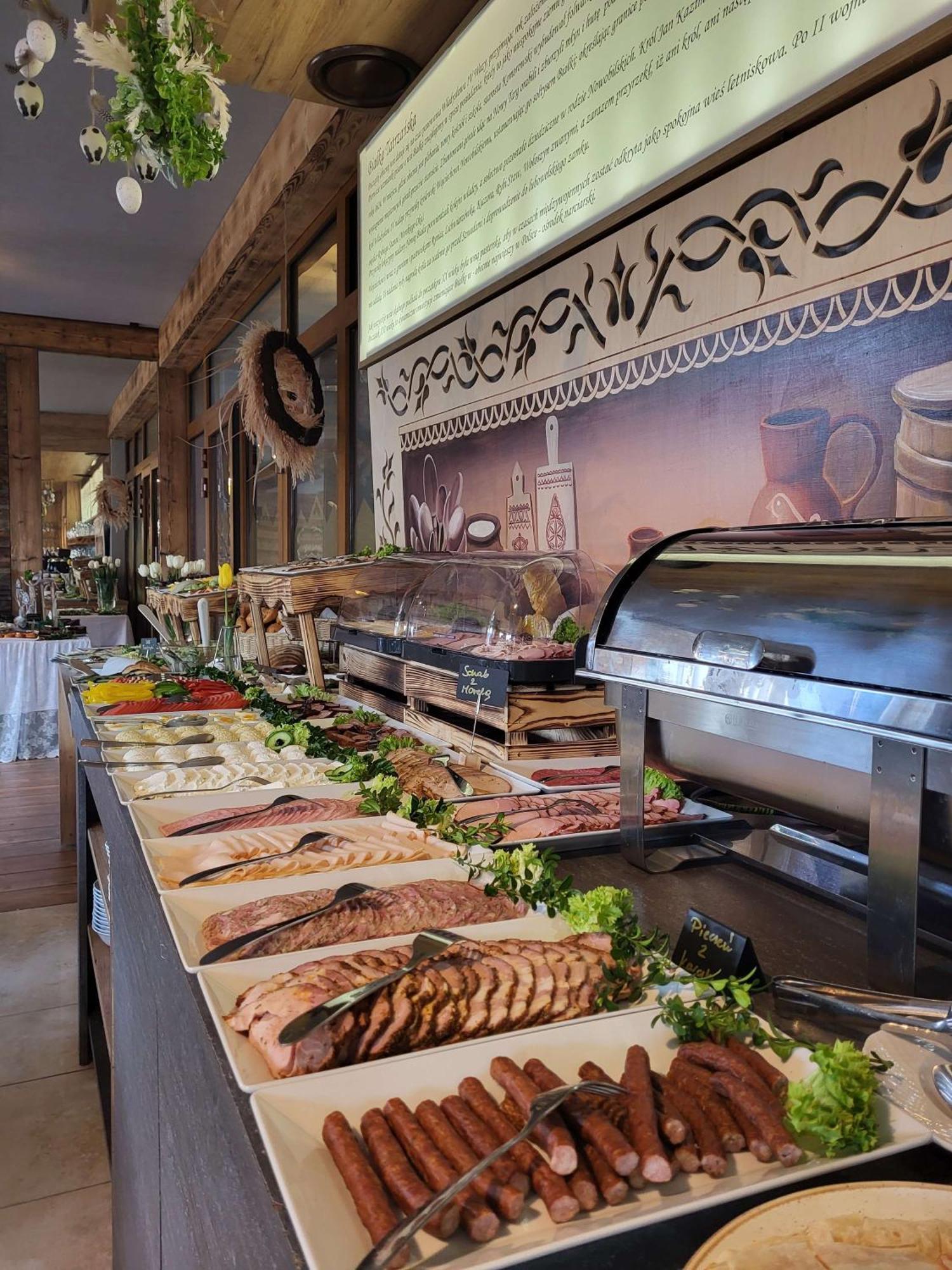 Aparthotel Goralski Spa & Restaurant เบียลกาตัทร์ชันสกา ภายนอก รูปภาพ