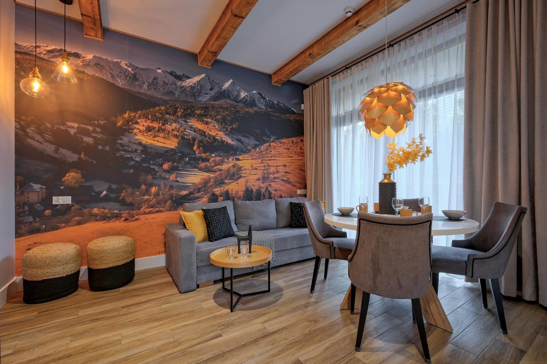Aparthotel Goralski Spa & Restaurant เบียลกาตัทร์ชันสกา ภายนอก รูปภาพ