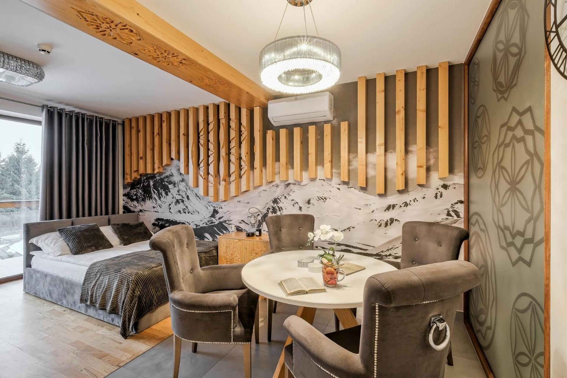 Aparthotel Goralski Spa & Restaurant เบียลกาตัทร์ชันสกา ภายนอก รูปภาพ